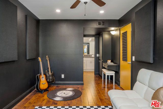 323 N Jackson Street 115, Glendale, CA 91206