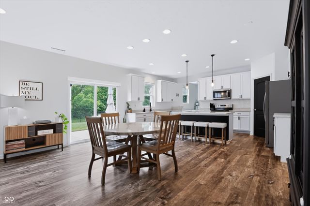 12695 Sunrise Drive, Noblesville, IN 46060