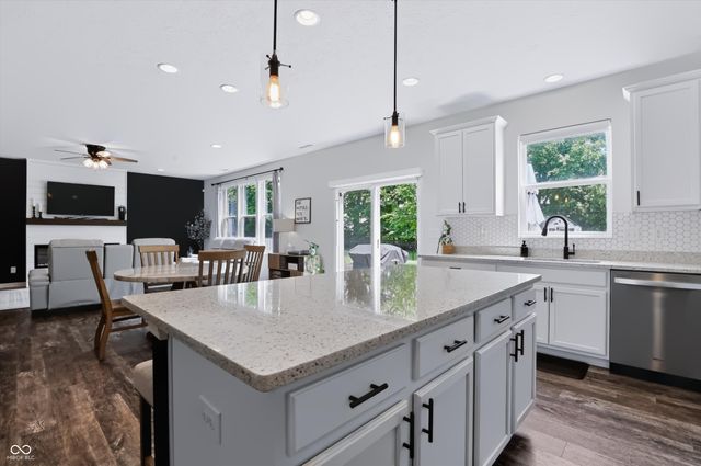 12695 Sunrise Drive, Noblesville, IN 46060