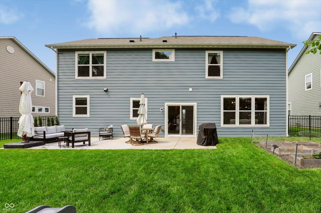 12695 Sunrise Drive, Noblesville, IN 46060