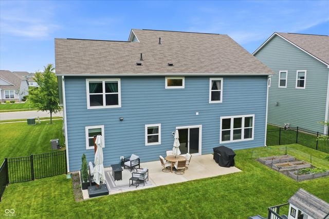 12695 Sunrise Drive, Noblesville, IN 46060