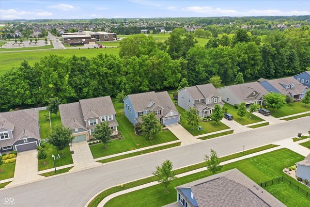 12695 Sunrise Drive, Noblesville, IN 46060