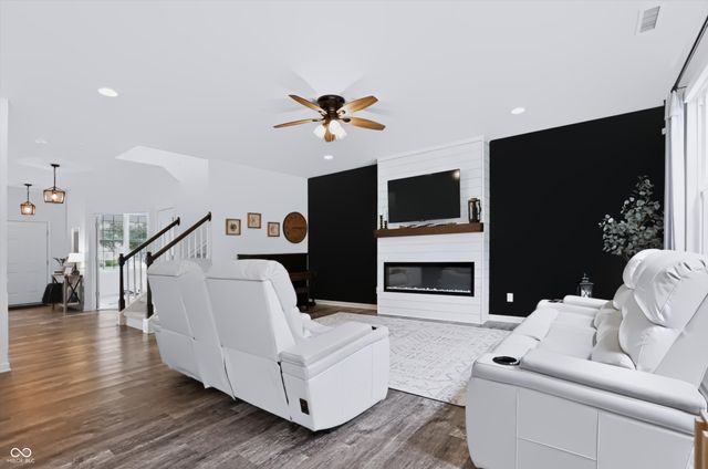 12695 Sunrise Drive, Noblesville, IN 46060