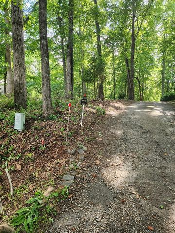 14 B Breezewood Village, Young Harris, GA 30582