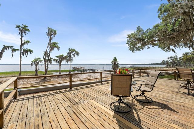21134 NE 101ST AVENUE, Earleton, FL 32631