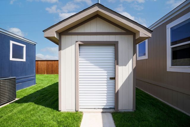 218 Islero Drive, Oak Point, TX 75068