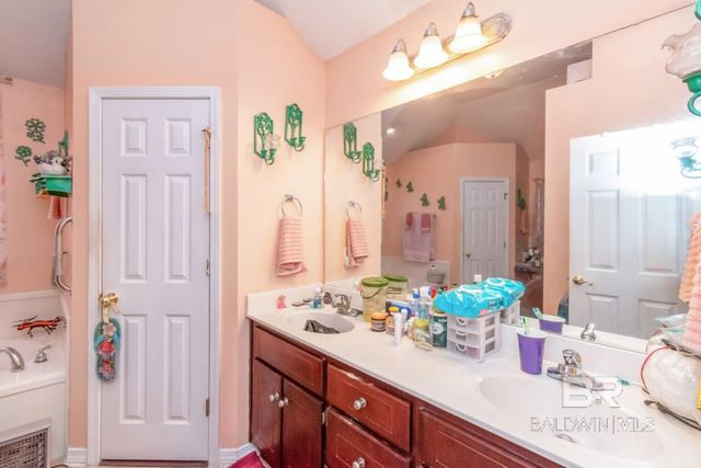 4221 Penn Drive, Semmes, AL 36575