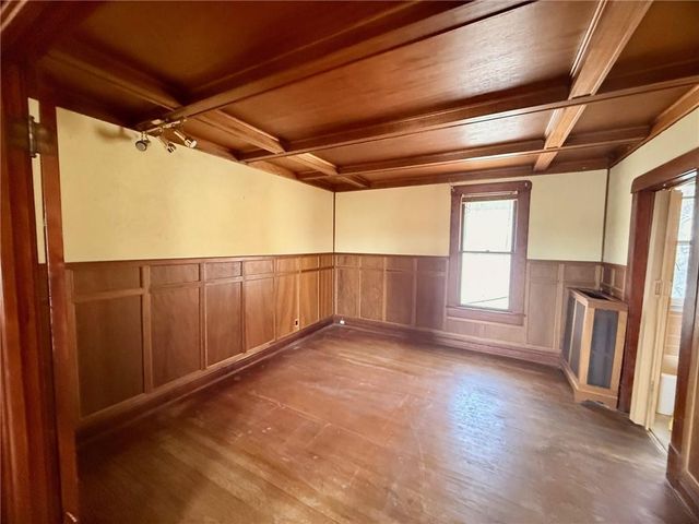 701 McDonald Street, St Joseph, MO 64505