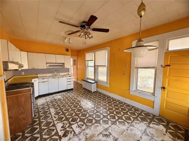 701 McDonald Street, St Joseph, MO 64505