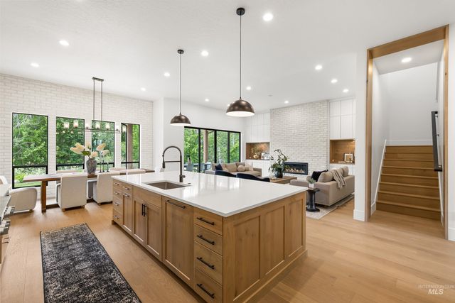 781 Watkins St, Middleton, ID 83644