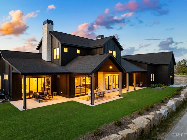 781 Watkins St, Middleton, ID 83644