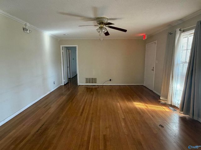 1303 Club View Drive NW, Huntsville, AL 35816