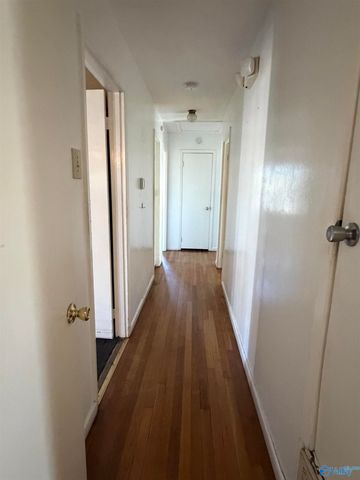 1303 Club View Drive NW, Huntsville, AL 35816