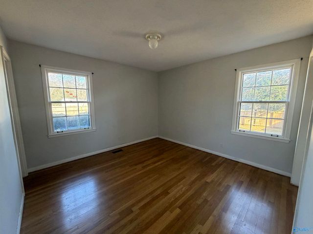 1303 Club View Drive NW, Huntsville, AL 35816