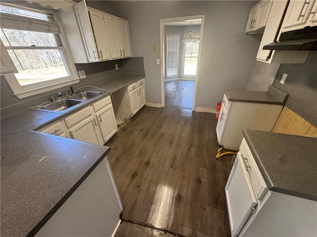 229 Oak Landing Drive, Douglasville, GA 30134