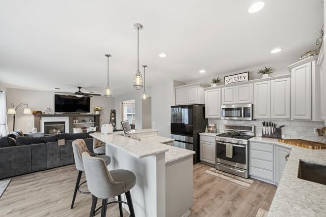840 S Shelley Lake Ln, Spokane, WA 99037