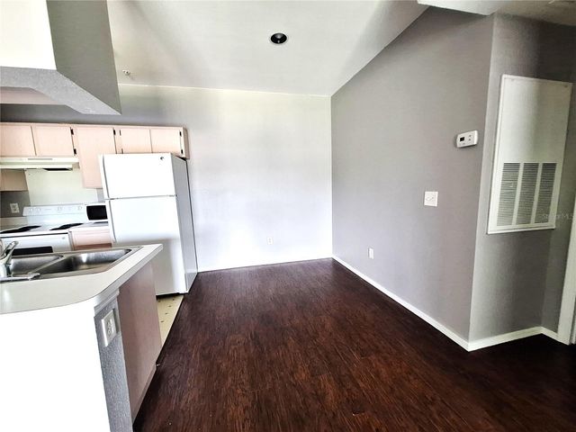 12906 SANCTUARY COVE DRIVE 304, Temple Terrace, FL 33637