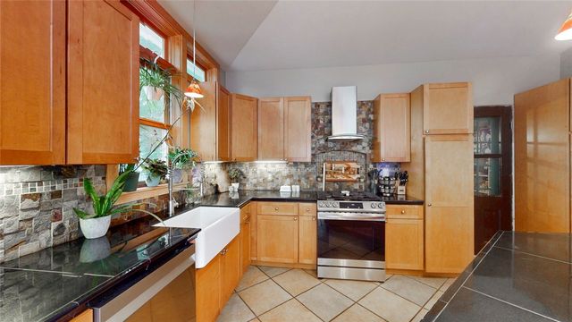 29 Robie Street, Bath, NY 14810