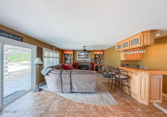 13749 Gunsmoke Road, Moorpark, CA 93021