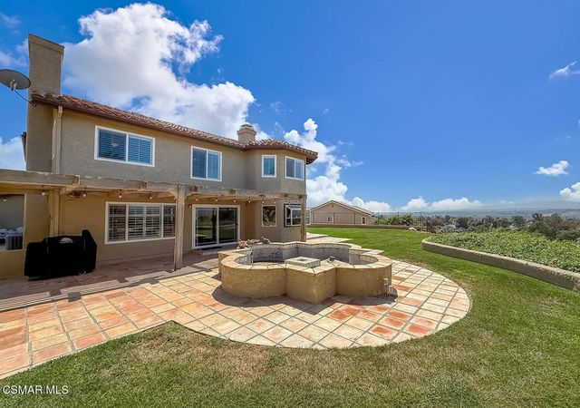 13749 Gunsmoke Road, Moorpark, CA 93021