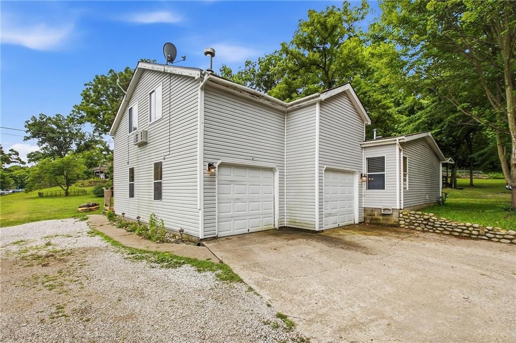 159 & 160 T Street, Lake Lotawana, MO 64086
