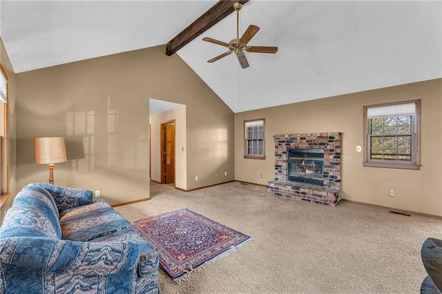 1884 E 978th Road, Lawrence, KS 66049