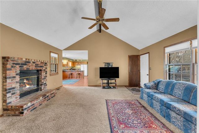 1884 E 978th Road, Lawrence, KS 66049