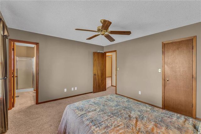 1884 E 978th Road, Lawrence, KS 66049