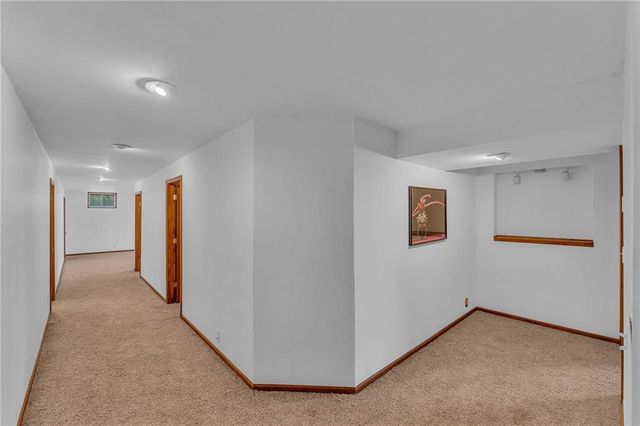 1884 E 978th Road, Lawrence, KS 66049