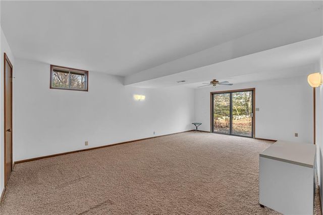 1884 E 978th Road, Lawrence, KS 66049