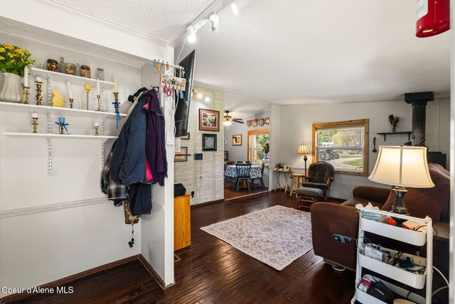 3464 Upper Pack River Rd, Sandpoint, ID 83864
