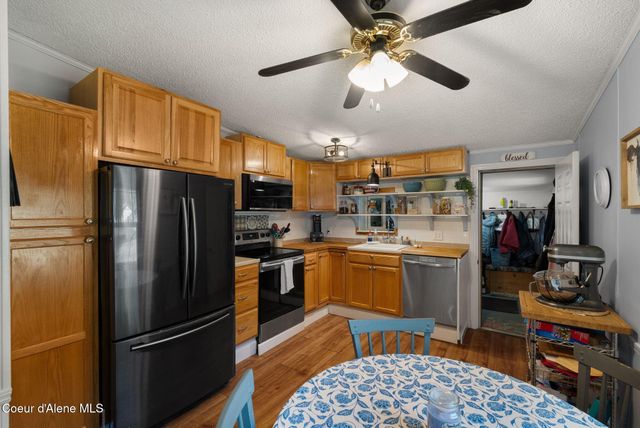 3464 Upper Pack River Rd, Sandpoint, ID 83864