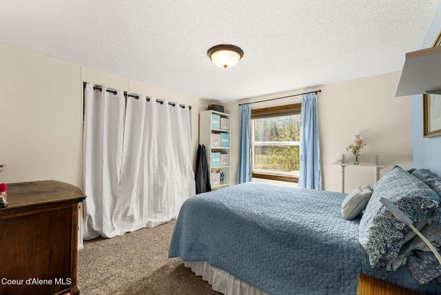 3464 Upper Pack River Rd, Sandpoint, ID 83864