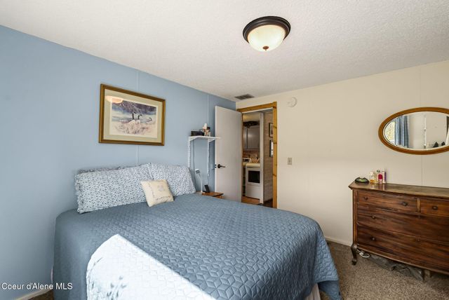 3464 Upper Pack River Rd, Sandpoint, ID 83864
