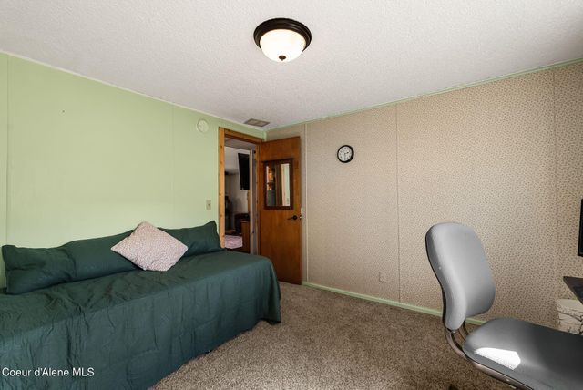 3464 Upper Pack River Rd, Sandpoint, ID 83864