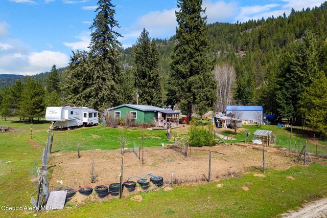 3464 Upper Pack River Rd, Sandpoint, ID 83864