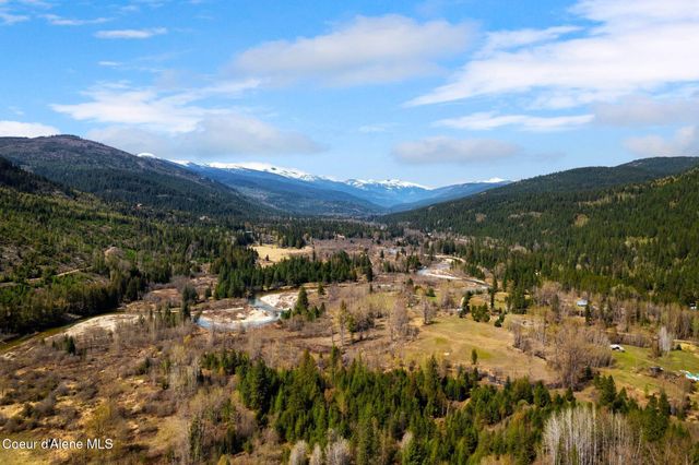 3464 Upper Pack River Rd, Sandpoint, ID 83864