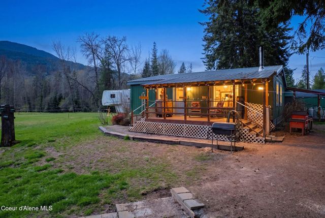 3464 Upper Pack River Rd, Sandpoint, ID 83864