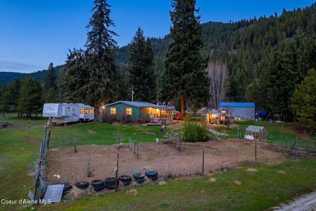 3464 Upper Pack River Rd, Sandpoint, ID 83864