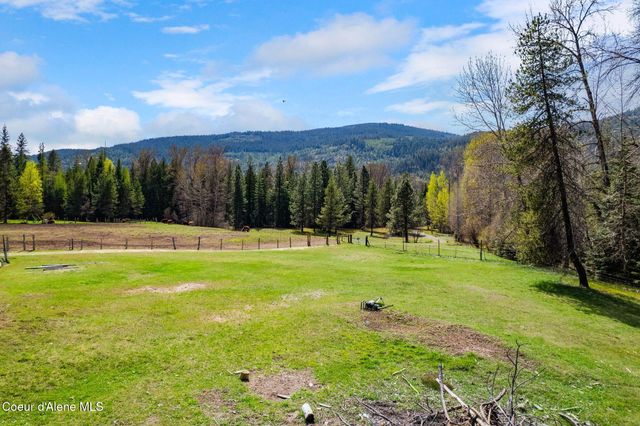 3464 Upper Pack River Rd, Sandpoint, ID 83864