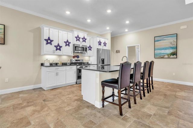 10 POINT OF WOODS DRIVE, Palm Coast, FL 32164