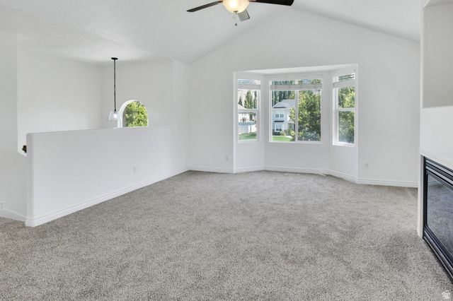 2049 N 700 W, West Bountiful, UT 84087