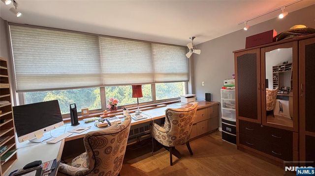 7004 Blvd East 311C, West New York, NJ 07093