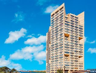7004 Blvd East 311C, West New York, NJ 07093