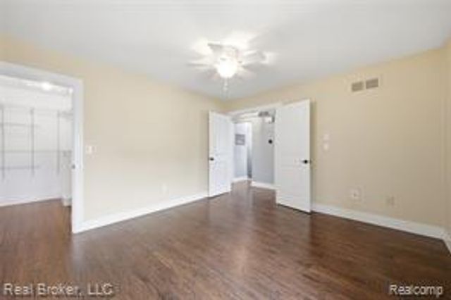 40424 Newport Drive 73, Plymouth, MI 48170