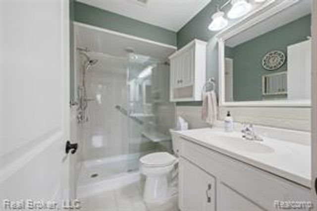 40424 Newport Drive 73, Plymouth, MI 48170