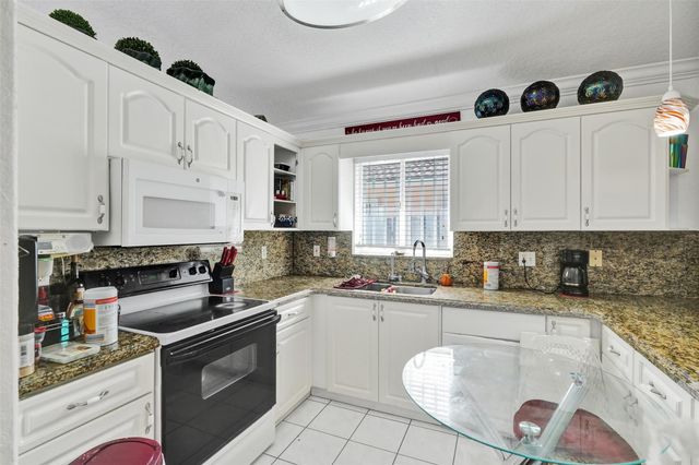 7456 W 34th Ct, Hialeah, FL 33018