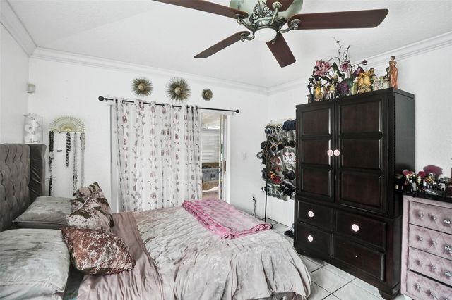 7456 W 34th Ct, Hialeah, FL 33018