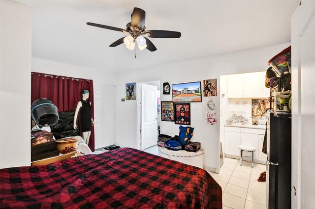 7456 W 34th Ct, Hialeah, FL 33018