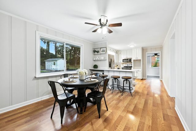 2511 Timberwood Dr, Clarksville, TN 37040